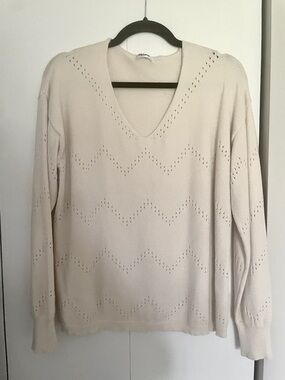 zeagoo Cream Pointelle V-Neck Sweater
